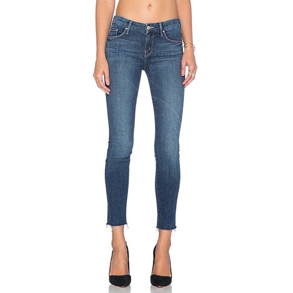 Mother Looker Ankle Fray in Girl Crush